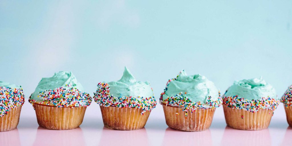 Happy Birthday To You Marmelade Im Schuh Aprikose | The Cake Boutique